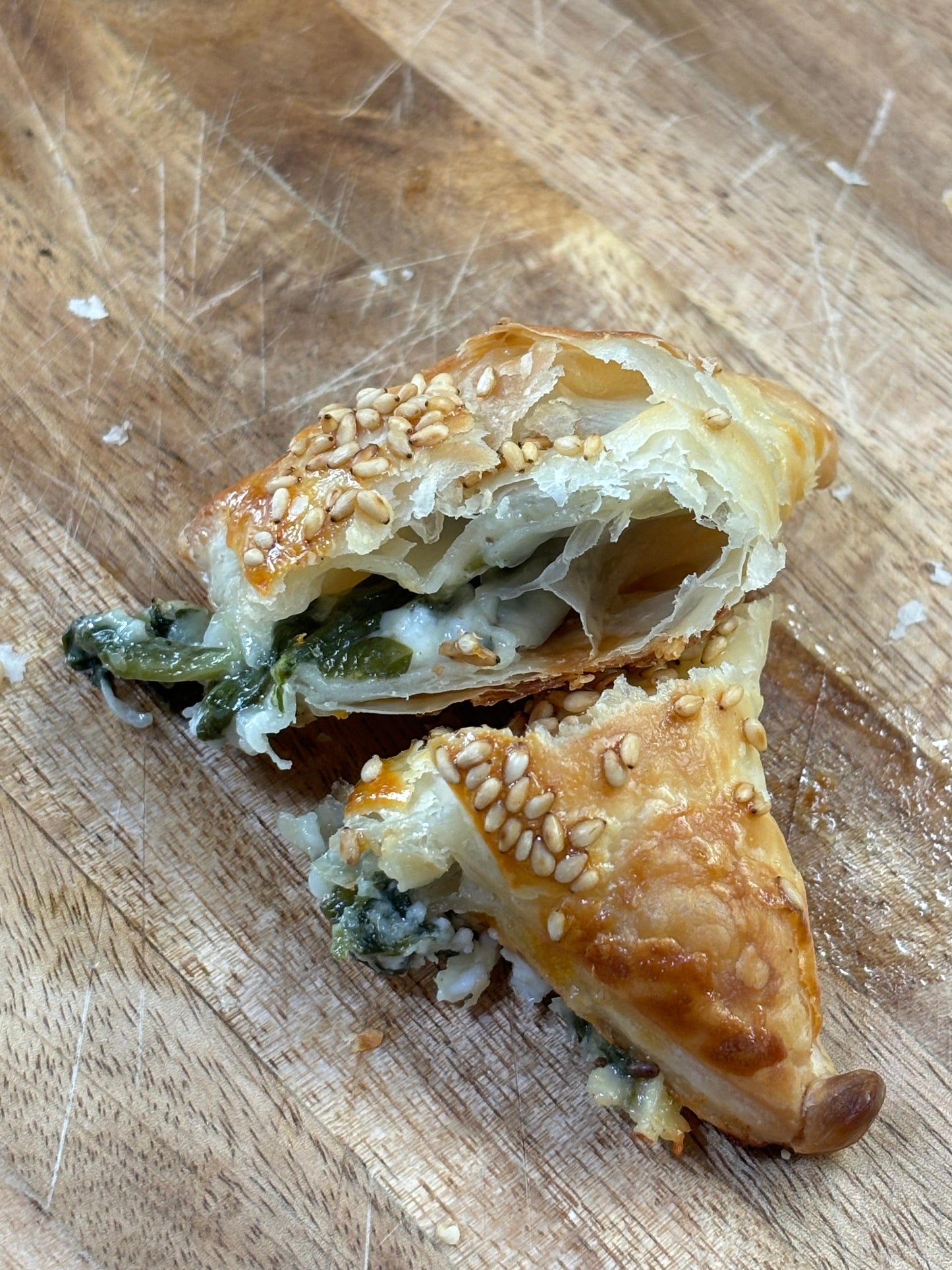10PCS Ready To Bake Spinach & Cheese Burekas