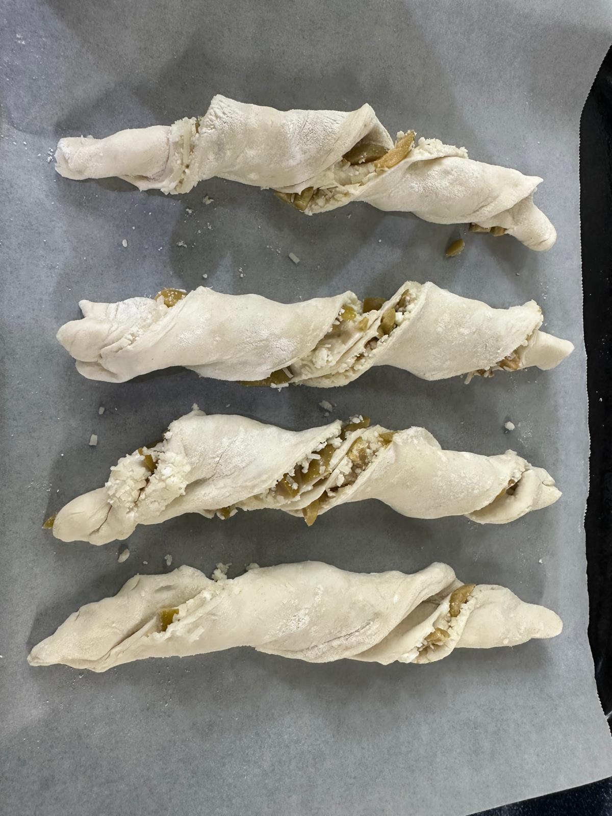 8PCS Ready To Bake Cheese Twists with Green Olives