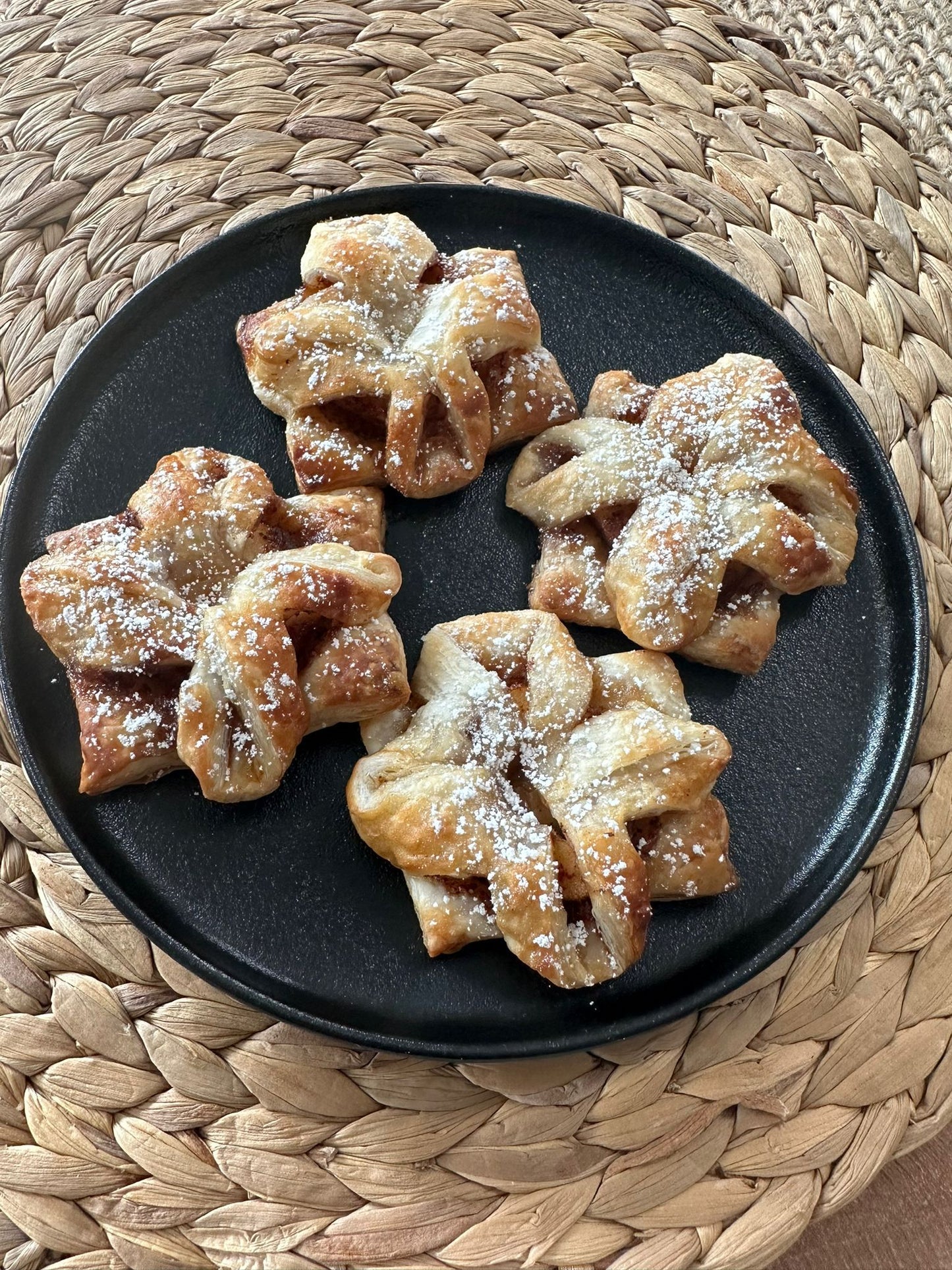 6PCS Ready To Bake Apple & Cinnamon Flower Pastries