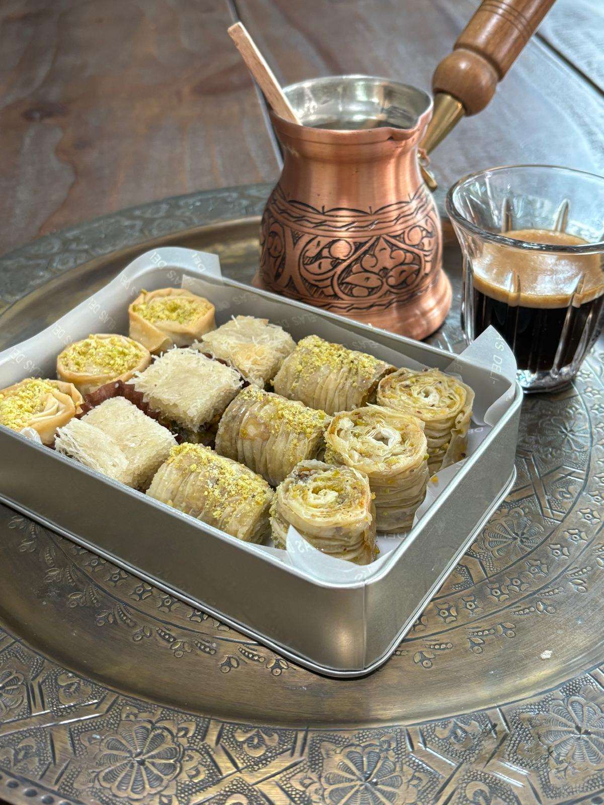 Assorted Baklava 12PCS